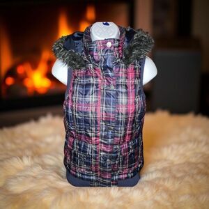 Ariat Blue Purple Plaid Faux Fur Trim Removable Hood Puffer Equestrian Vest SM